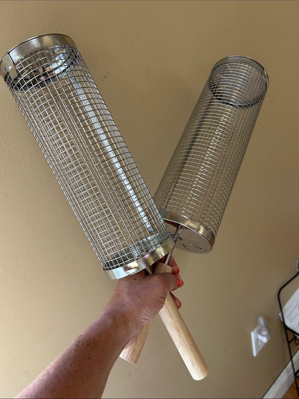 Stainless Steel Mesh Roasting Basket with Wooden Handle - Silver
